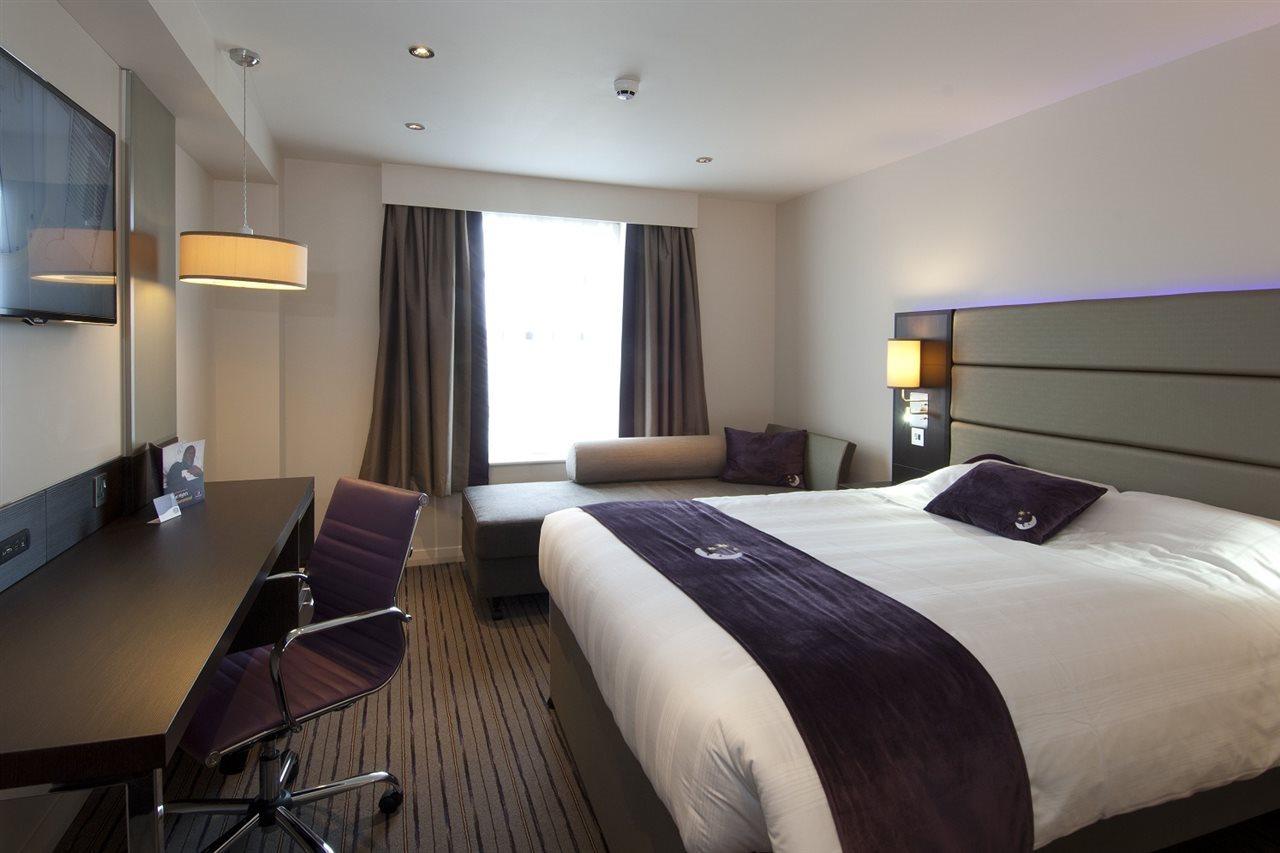 Premier Inn Bedford South Kempston Eksteriør bilde